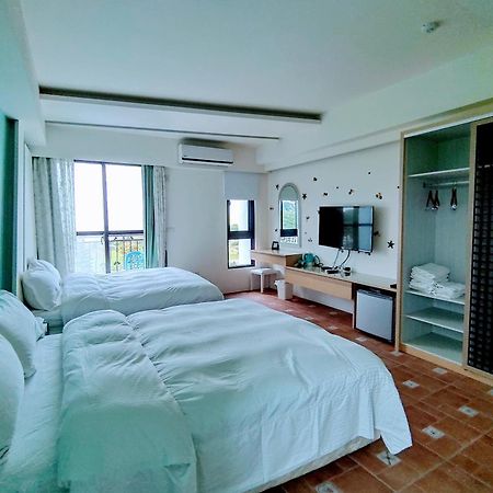 Shell Sand Homestay Манонг Екстериор снимка