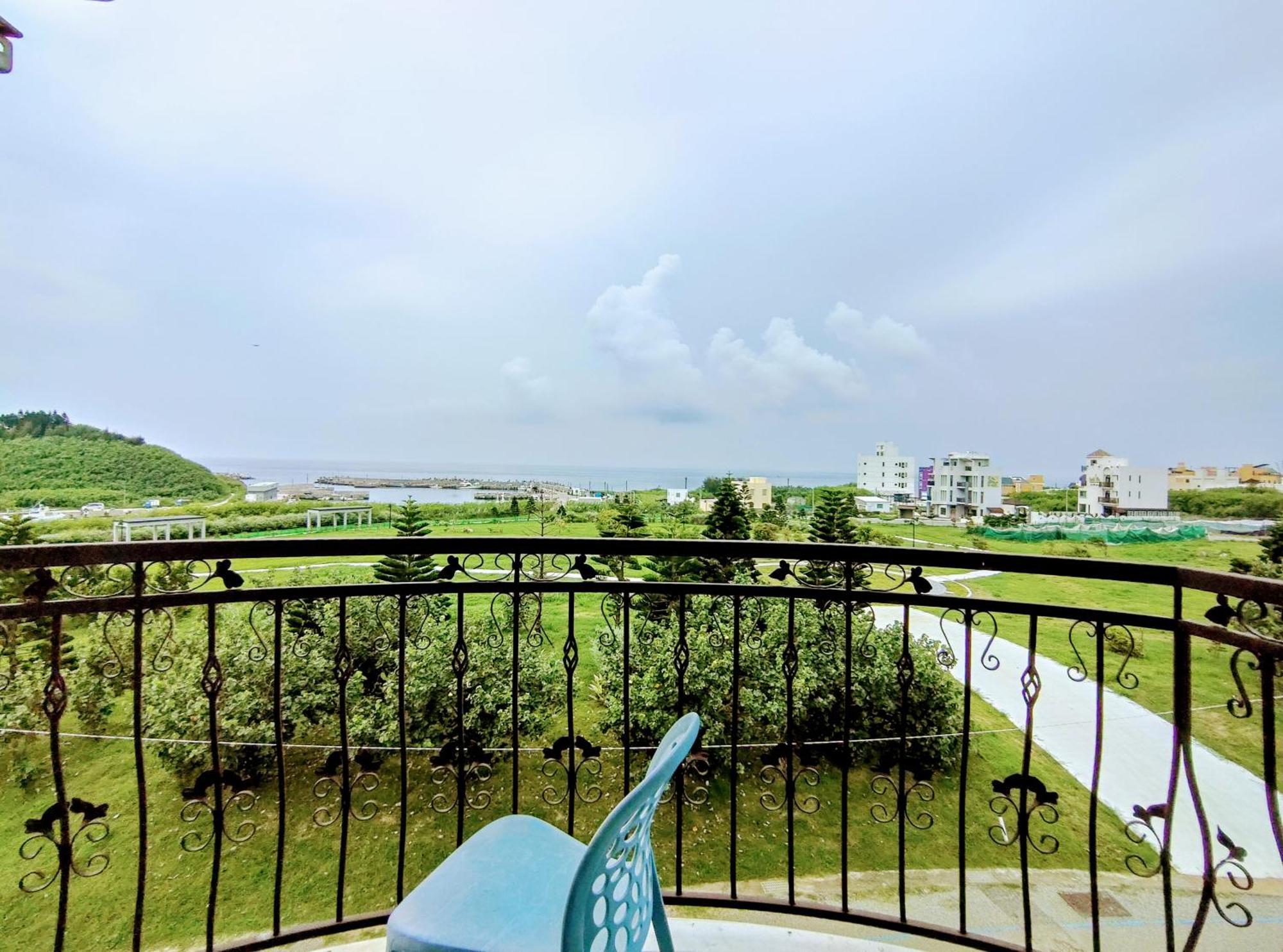 Shell Sand Homestay Манонг Екстериор снимка