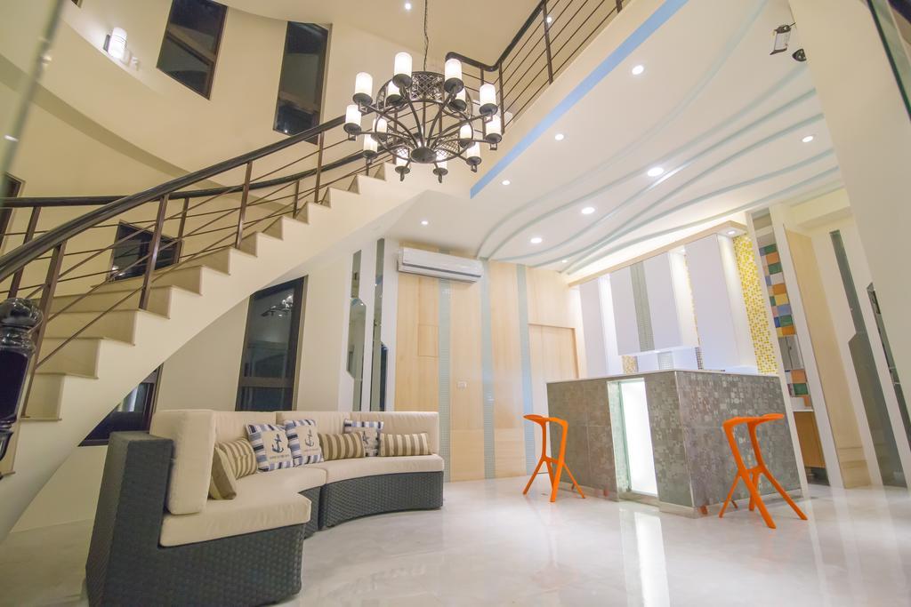 Shell Sand Homestay Манонг Екстериор снимка