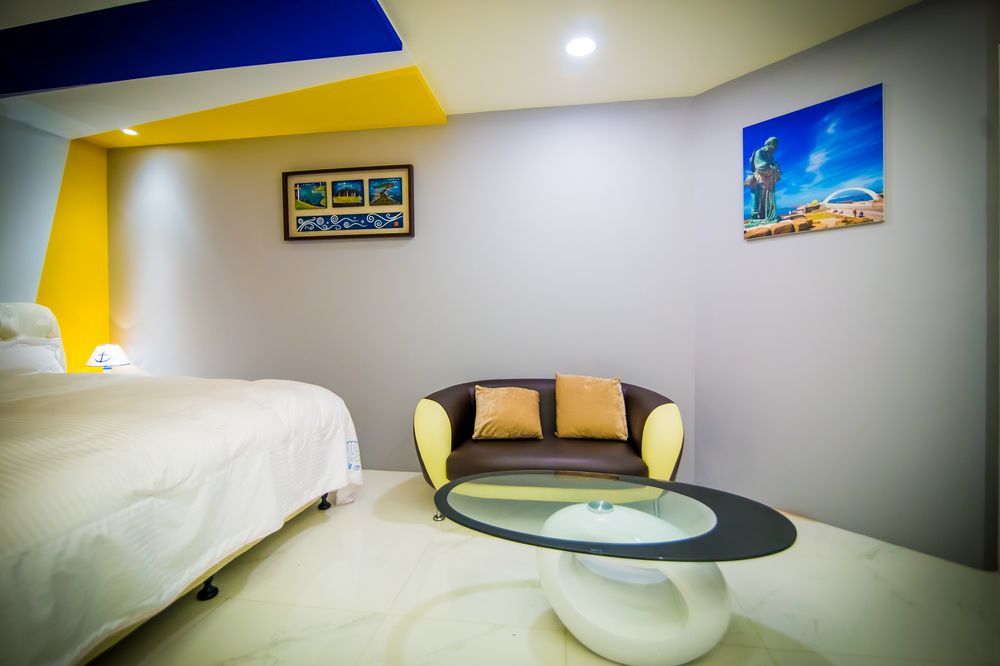 Shell Sand Homestay Манонг Екстериор снимка
